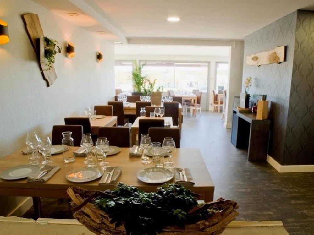Logis Hotel Restaurant De La Madeleine Commercy Exterior foto